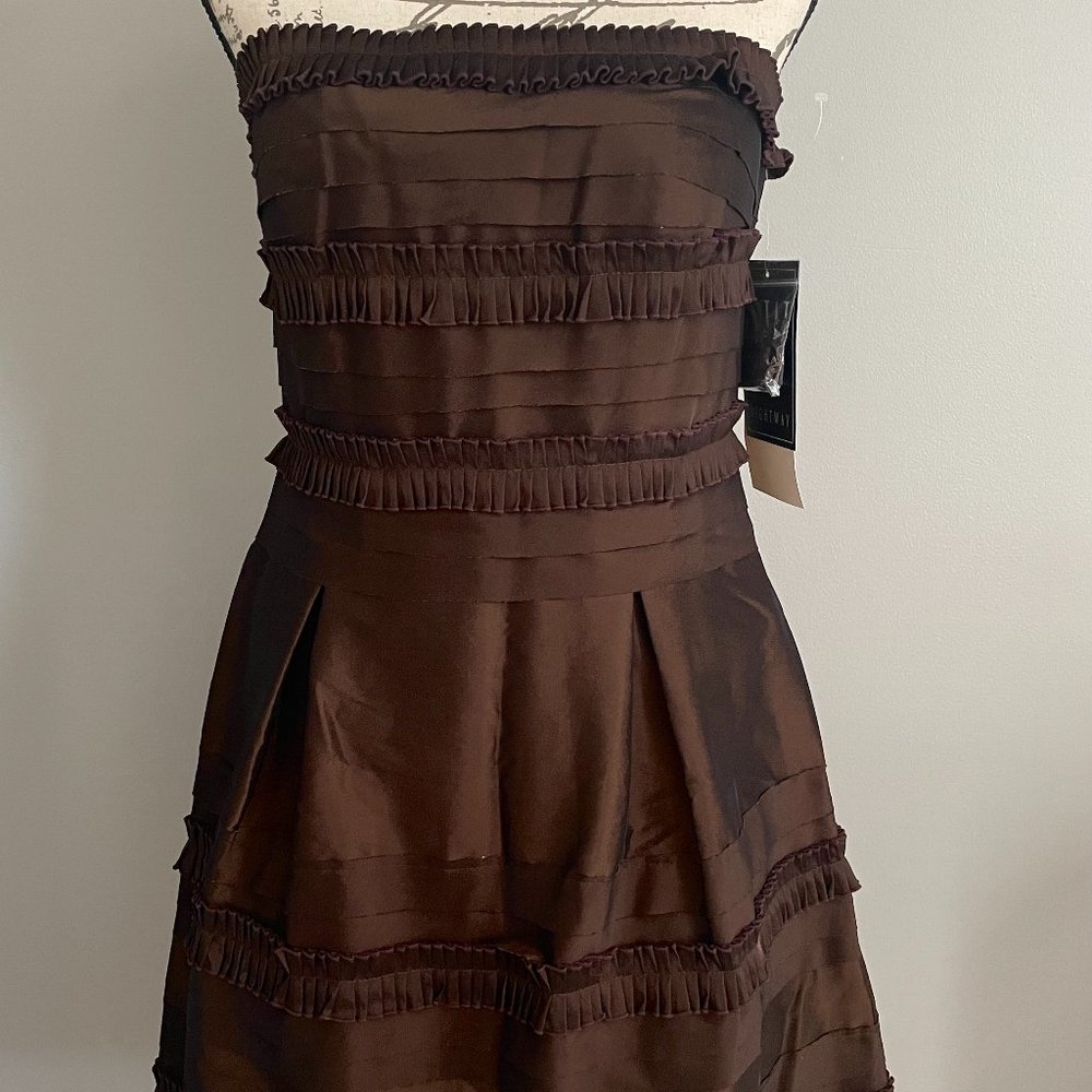 Nightway. Brown dress New with Tags